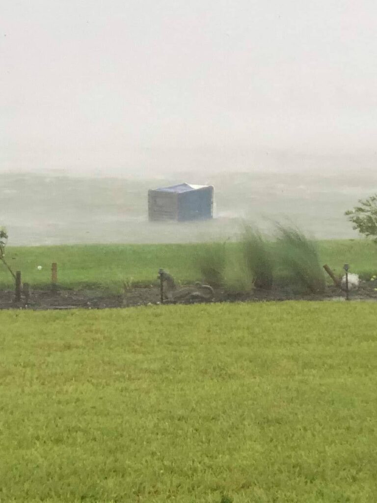 hurricane Ian blowing winds